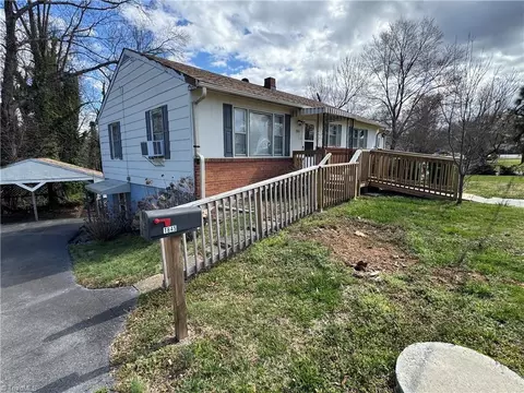 1845 Old Hollow Rd, Walkertown, NC 27051