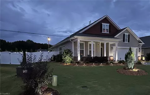 Exterior - 6500 Bellawood Dr, Trinity, NC 27370 photo 2 of 6