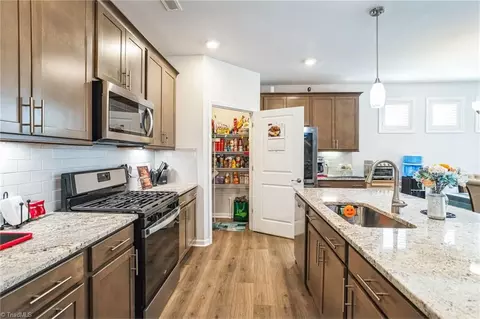 Kitchen - 6500 Bellawood Dr, Trinity, NC 27370 photo 2 of 2