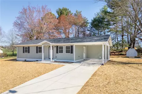 Exterior - 116 Pickshin Ave, Dobson, NC 27017 photo 2 of 7