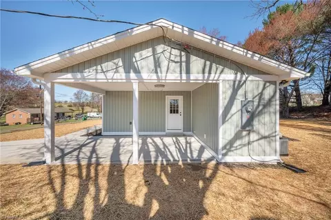 Exterior - 116 Pickshin Ave, Dobson, NC 27017 photo 3 of 7
