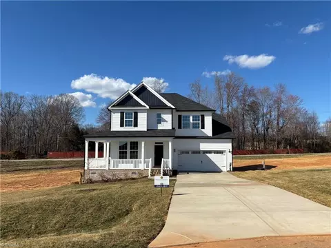 2103 Dock Ridge Dr, Stokesdale, NC 27357