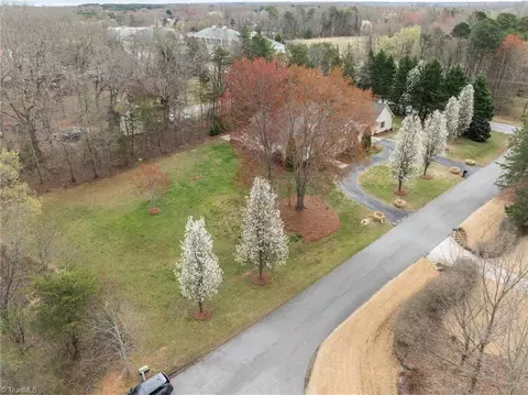 View/Area - 6200 Tether Ct, Summerfield, NC 27358 photo 1 of 7