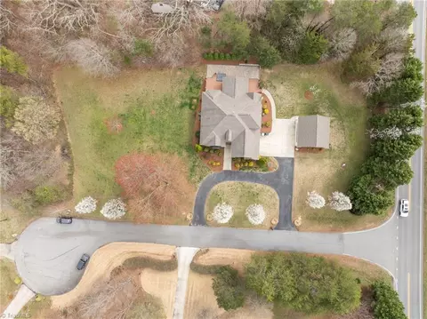 View/Area - 6200 Tether Ct, Summerfield, NC 27358 photo 2 of 7