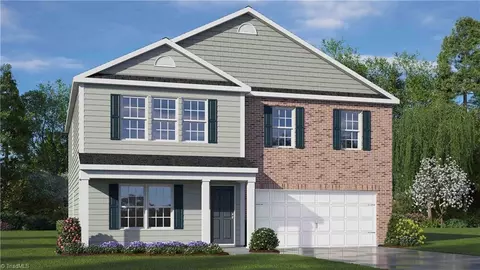 509 Jack Pine St, Thomasville, NC 27360