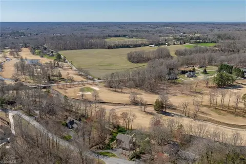 View/Area - 211 Cascade Dr, High Point, NC 27265 photo 1 of 1