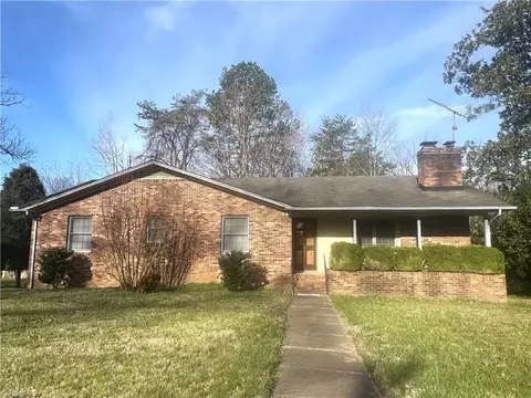 101 Wilson St N, Madison, NC 27025