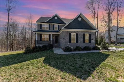7509 Quail Crossing Rd, Stokesdale, NC 27357