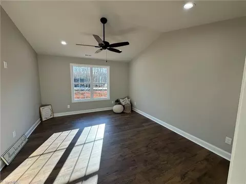 523 Culler Rd, Pinnacle, NC 27043 photo 40