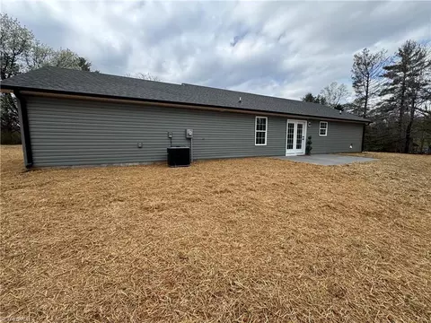 523 Culler Rd, Pinnacle, NC 27043 photo 47