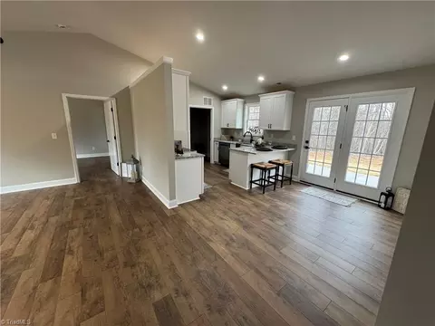 523 Culler Rd, Pinnacle, NC 27043 photo 36