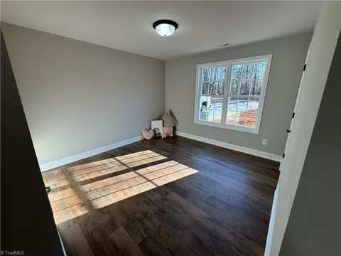 523 Culler Rd, Pinnacle, NC 27043 photo 46