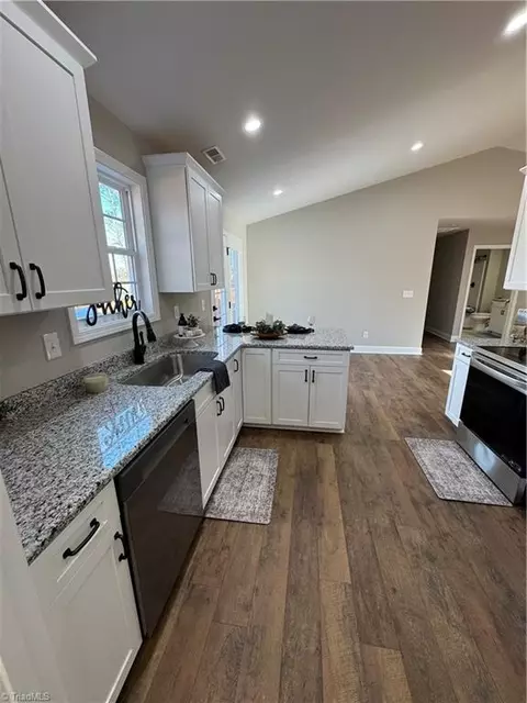 523 Culler Rd, Pinnacle, NC 27043 photo 26