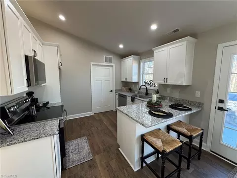 523 Culler Rd, Pinnacle, NC 27043 photo 24