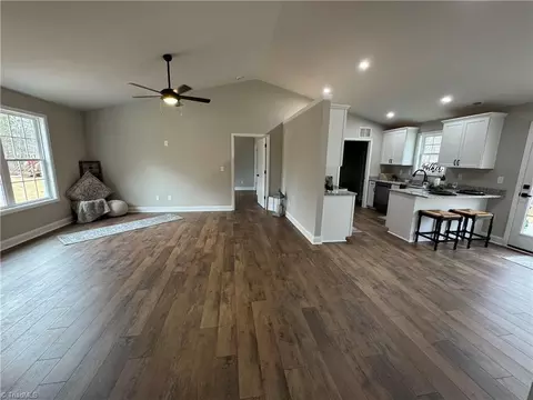 523 Culler Rd, Pinnacle, NC 27043 photo 31