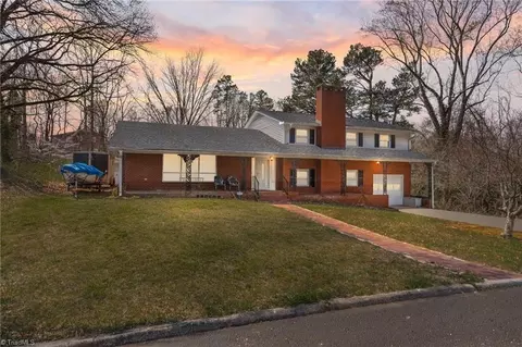 105 Ryan St, Lexington, NC 27295