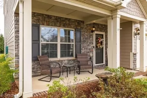 2382 Birch View Dr, High Point, NC 27265 photo 4