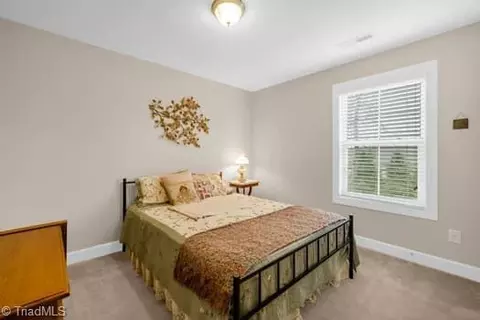 2382 Birch View Dr, High Point, NC 27265 photo 15