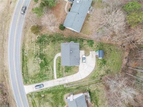 2557 Old Mill Rd, High Point, NC 27265 photo 29