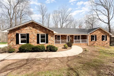321 Deerwood Ln, Stoneville, NC 27048