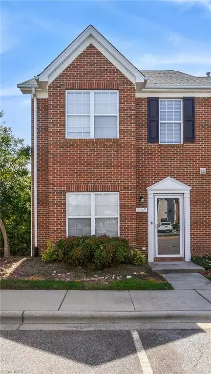 1102 Essex Sq, Archdale, NC 27263