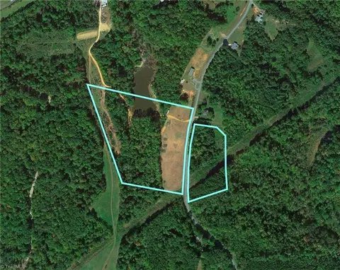 3 Delta Church Rd, Sandy Ridge, NC 27046