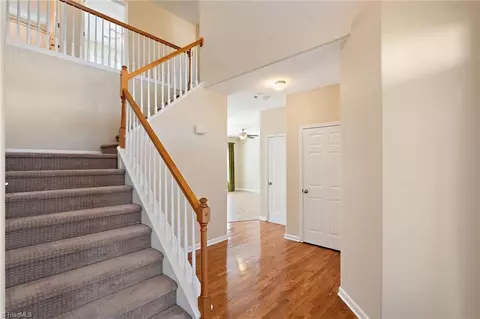 Entry Way - 3940 Navy Pl, High Point, NC 27265 photo 2 of 4