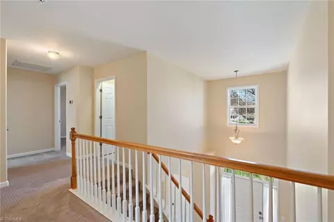 Entry Way - 3940 Navy Pl, High Point, NC 27265 photo 3 of 4