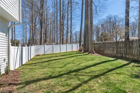Exterior - 3940 Navy Pl, High Point, NC 27265 photo 7 of 8
