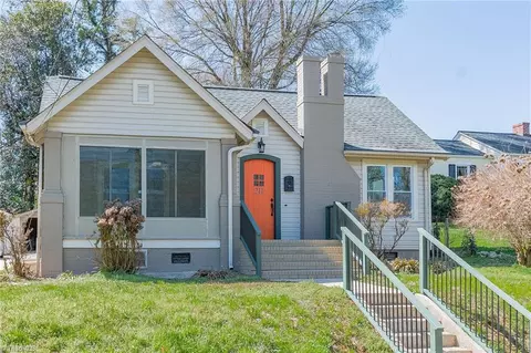 211 4th Ave W, Lexington, NC 27292