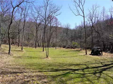 701 Log Cabin Dr, Ferrum, VA 24088 photo 13