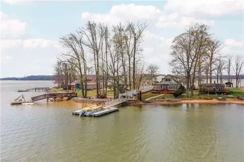 View/Area - 359 River Pointe, Lexington, NC 27292 photo 5 of 6