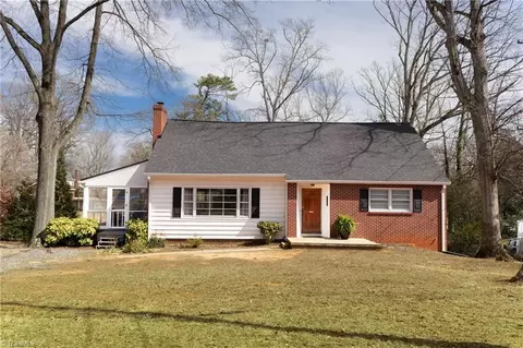 142 Rosedale Cir, Winston Salem, NC 27106