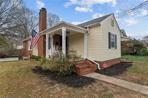 2377 Westfield Ave, Winston Salem, NC 27103