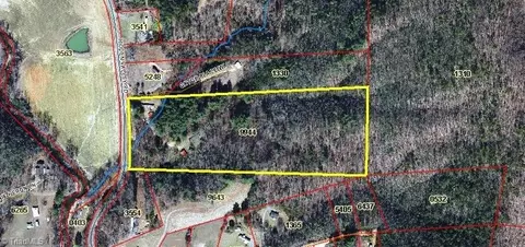 663 Hidden Valley Rd, Lowgap, NC 27024 photo 9