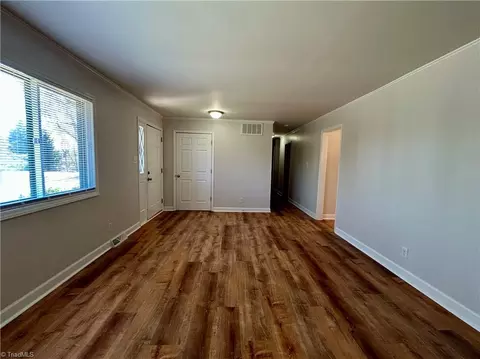 Living - 2001 Briarcliff Dr, High Point, NC 27265 photo 2 of 2