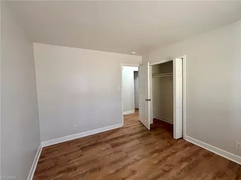 Bedroom - 2001 Briarcliff Dr, High Point, NC 27265 photo 6 of 8