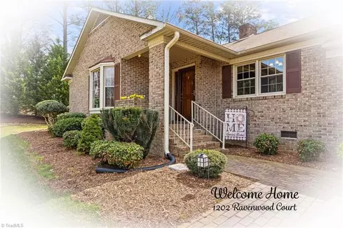 1202 Ravenwood Ct, Salisbury, NC 28147