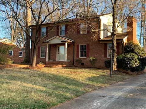 4713 Kingswood Dr, Greensboro, NC 27410