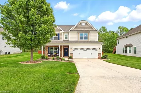 2681 Lamplight Cir, High Point, NC 27265