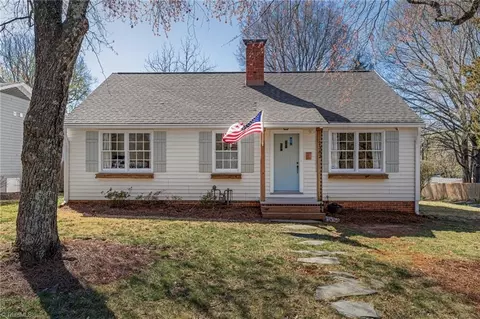 2382 Westover Dr, Winston Salem, NC 27103