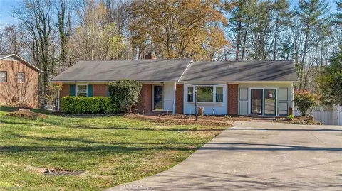 490 Mark Ln, North Wilkesboro, NC 28659