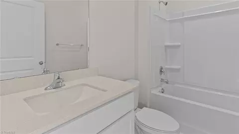 Bath - 633 Starfall Rd, Graham, NC 27253 photo 1 of 2