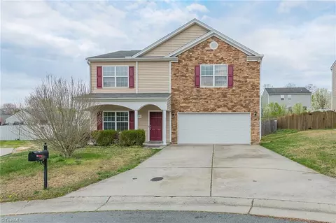 2048 Lauren Woods Dr, Winston Salem, NC 27127