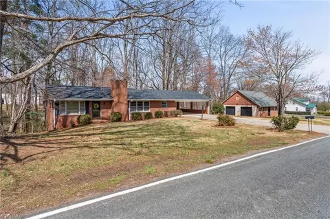 1051 Payne Rd, Rural Hall, NC 27045