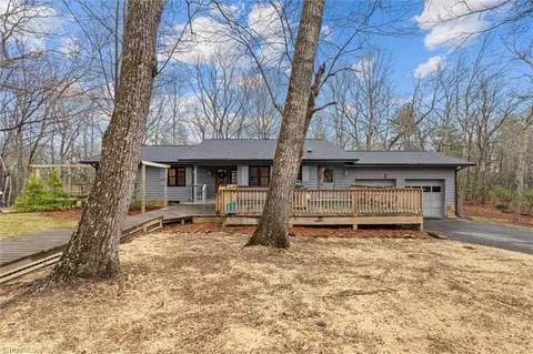 407 Baldwin Dr, Lowgap, NC 27024 photo 33