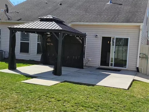 Exterior - 2467 Bearded Iris Ln, High Point, NC 27265 photo 8 of 8