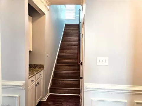 Entry Way - 2467 Bearded Iris Ln, High Point, NC 27265 photo 3 of 5