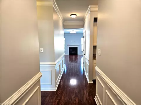 Entry Way - 2467 Bearded Iris Ln, High Point, NC 27265 photo 1 of 5
