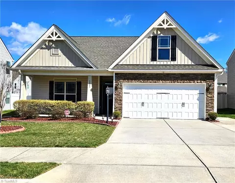 2467 Bearded Iris Ln, High Point, NC 27265
